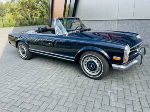 Image 3/35 of Mercedes-Benz 280 SL (1970)