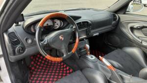 Bild 12/46 von Porsche 911 Turbo (2004)