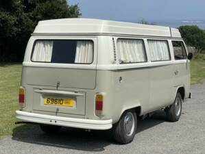 Afbeelding 3/12 van Volkswagen T2b Westfalia (1975)