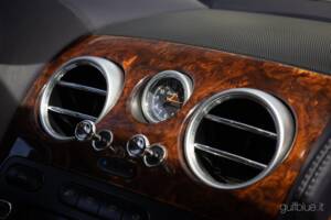 Image 32/75 of Bentley Continental GT (2004)