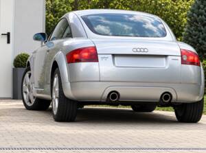 Imagen 3/6 de Audi TT 1.8 T quattro (1999)