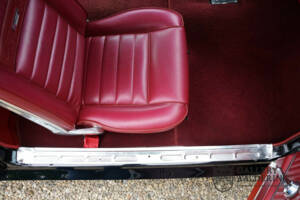 Image 48/50 of Ford Mustang 289 (1966)
