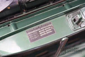 Image 36/50 of Mercedes-Benz 220 SE b (1964)