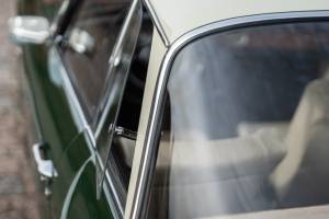 Image 14/38 of Volkswagen Karmann Ghia 1500 (1968)