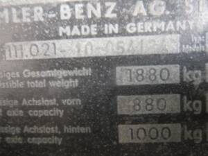 Image 49/50 de Mercedes-Benz 220 SE b (1963)