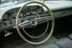 Afbeelding 17/27 van DeSoto Fireflite Sportsman (1959)