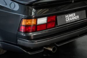 Bild 17/50 von Porsche 944 Turbo (1990)