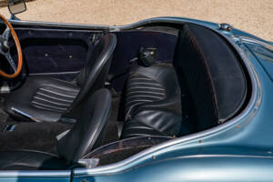 Immagine 28/34 di Austin-Healey 3000 Mk II (BT7) (1961)