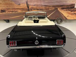 Image 18/50 of Ford Mustang 289 (1965)