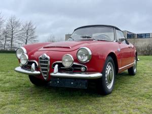 Image 12/24 of Alfa Romeo Giulia 1600 Spider (1963)