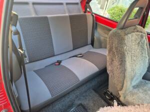 Bild 19/36 von Ford Fiesta 1.6 D (1987)