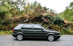 Image 17/37 de Volkswagen Golf III 2.0 16V GTI (1992)