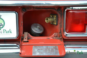 Image 37/50 of Mercedes-Benz 230&#x2F;6 (1973)