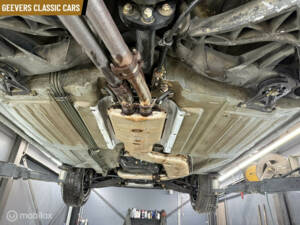 Image 19/41 of Mercedes-Benz 560 SL (1986)