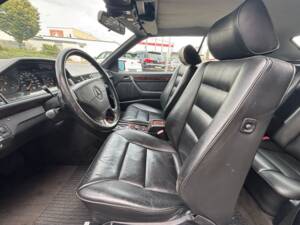 Bild 6/22 von Mercedes-Benz 300 CE-24 (1993)