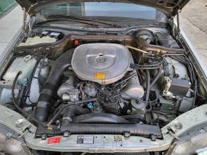 Image 25/30 of Mercedes-Benz 500 SEL (1985)