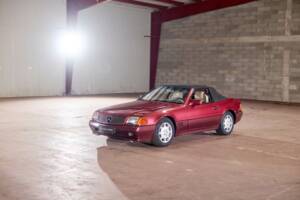 Image 30/43 of Mercedes-Benz 500 SL (1992)
