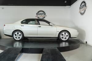 Immagine 8/48 di Alfa Romeo 166 3.0 V6 24V (1999)