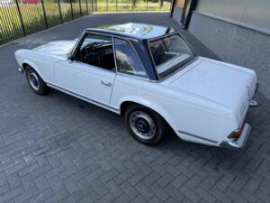 Bild 17/50 von Mercedes-Benz 280 SL (1969)