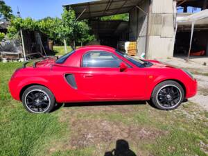 Image 56/57 of Toyota MR2 (2003)