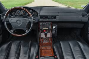 Image 12/20 de Mercedes-Benz SL 600 (1995)
