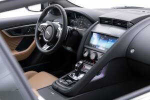 Imagen 42/48 de Jaguar F-Type P575 (2023)