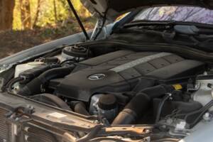 Image 40/50 of Mercedes-Benz CL 500 (2002)