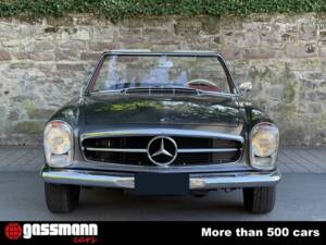Image 2/15 of Mercedes-Benz 230 SL (1964)