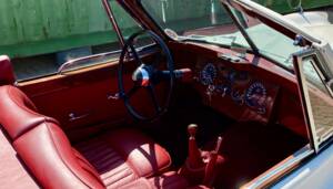 Image 17/23 of Jaguar XK 120 DHC (1954)
