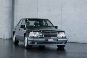 Bild 6/50 von Mercedes-Benz 500 E (1993)