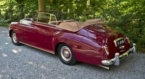 Image 12/50 de Rolls-Royce Silver Cloud I Mulliner (1957)