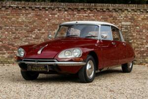 Image 14/50 de Citroën DS 21 (1971)