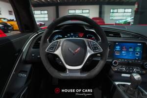 Image 16/23 of Chevrolet Corvette Stingray (2019)