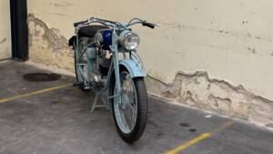 Image 3/30 de Victoria DUMMY (1935)