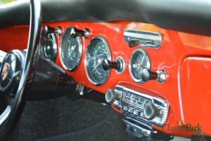 Immagine 28/50 di Porsche 356 B 1600 (1962)