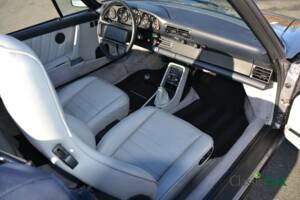 Image 36/50 of Porsche 911 Carrera 3.2 (1987)
