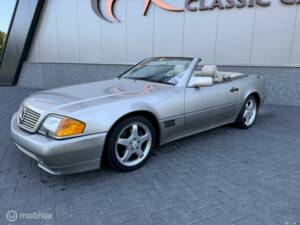 Image 5/35 of Mercedes-Benz 500 SL (1993)