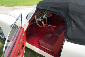 Immagine 41/58 di Jaguar XK 150 3.4 S OTS (1958)