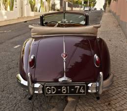 Immagine 7/40 di Jaguar XK 140 DHC (1957)