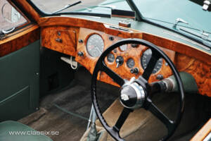 Image 21/23 of Jaguar XK 120 DHC (1954)