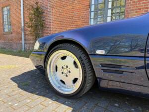 Afbeelding 9/36 van Mercedes-Benz SL 320 (2000)