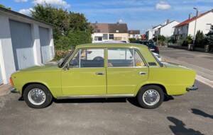 Image 6/20 of FIAT 124 Speciale (1974)