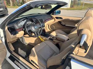 Image 9/18 of BMW 330Ci (2001)