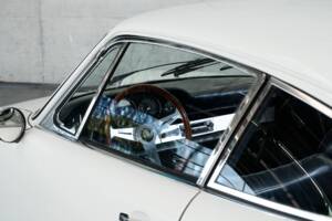 Immagine 20/50 di Porsche 912 (1966)