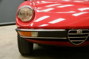 Afbeelding 29/50 van Alfa Romeo Spider Veloce 2000 (1982)