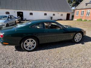 Image 9/15 of Jaguar XKR (2003)