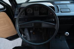 Bild 2/16 von Volkswagen T3 Kombi 1.6 D (1985)