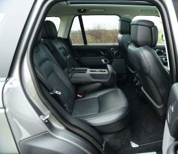 Image 36/50 of Land Rover Range Rover Vogue SDV8 (2019)