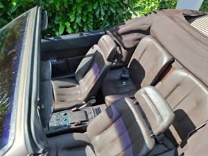 Image 4/18 of Ferrari Mondial Quattrovalvole (1985)