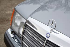 Bild 13/32 von Mercedes-Benz 280 TE (1993)